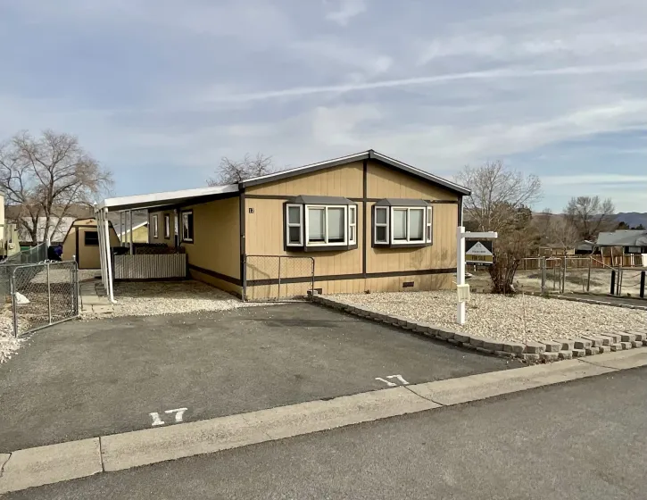 6560 Pyramid HWY #17, Sparks, Nevada 89436, 3 Bedrooms Bedrooms, 10 Rooms Rooms,2 BathroomsBathrooms,Manufactured,Residential,Pyramid,260000996