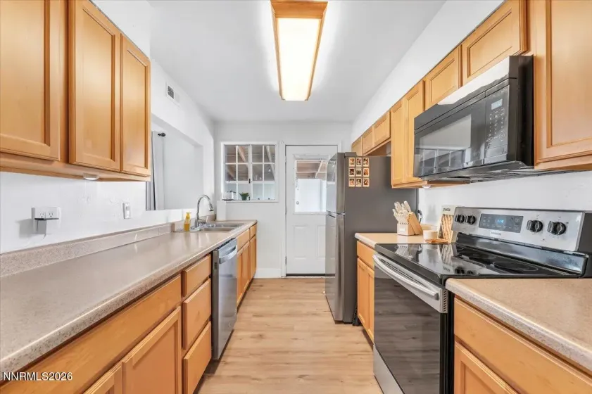 13602 Mount Shasta, Reno, Nevada 89506, 3 Bedrooms Bedrooms, ,1 BathroomBathrooms,Residential,Residential,Mount Shasta,260000998