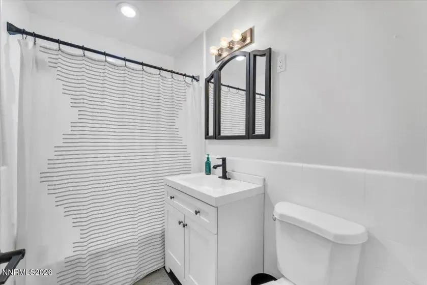 13602 Mount Shasta, Reno, Nevada 89506, 3 Bedrooms Bedrooms, ,1 BathroomBathrooms,Residential,Residential,Mount Shasta,260000998