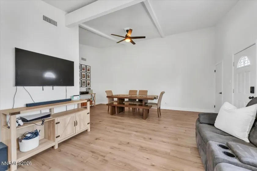 13602 Mount Shasta, Reno, Nevada 89506, 3 Bedrooms Bedrooms, ,1 BathroomBathrooms,Residential,Residential,Mount Shasta,260000998