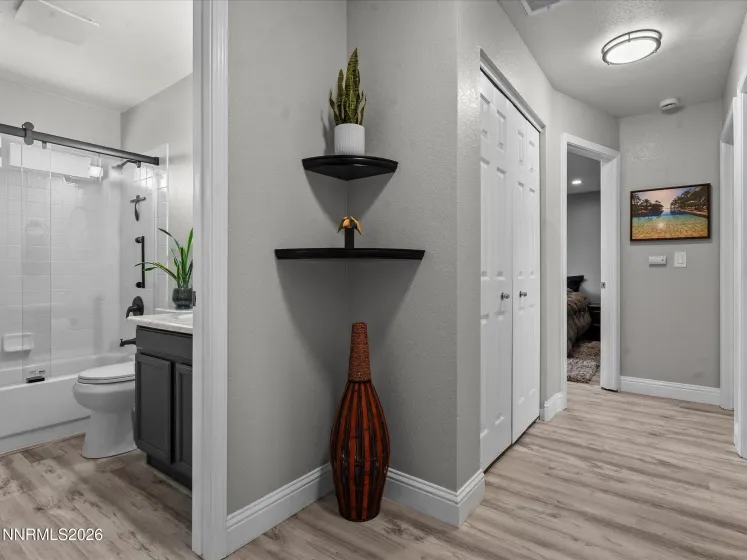 390 Ember, Sparks, Nevada 89436, 3 Bedrooms Bedrooms, ,3 BathroomsBathrooms,Residential,Residential,Ember,260001000