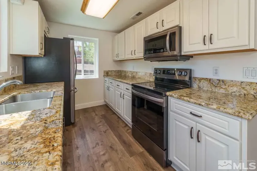 17105 Garnet, Reno, Nevada 89508, 3 Bedrooms Bedrooms, ,2 BathroomsBathrooms,Residential,Residential,Garnet,260001001