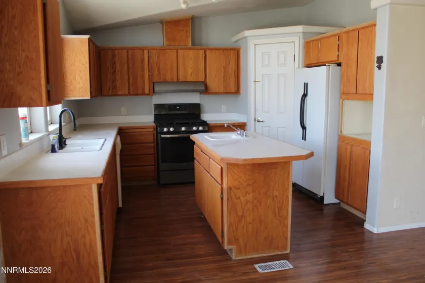 3560 Johnson, Winnemucca, Nevada 89445, 3 Bedrooms Bedrooms, ,2 BathroomsBathrooms,Residential,Residential,Johnson,260001002