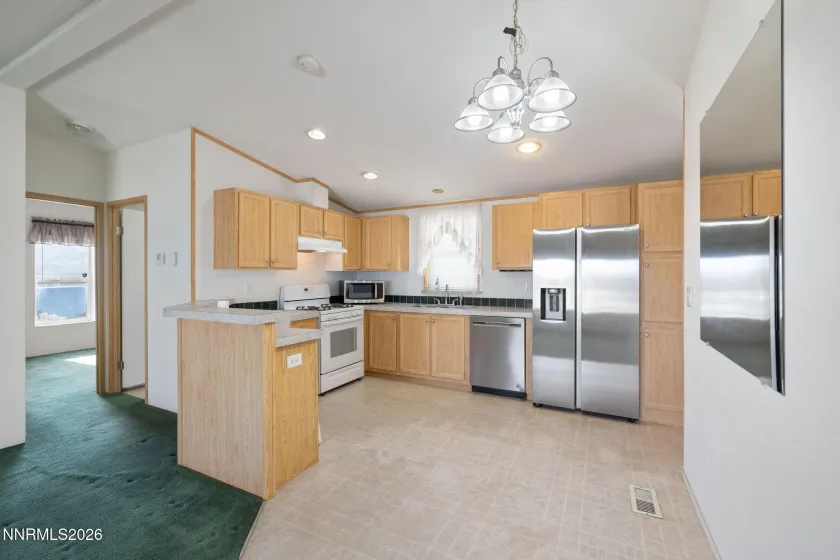 4 Mobil, Yerington, Nevada 89447, 2 Bedrooms Bedrooms, ,2 BathroomsBathrooms,Residential,Residential,Mobil,260001004