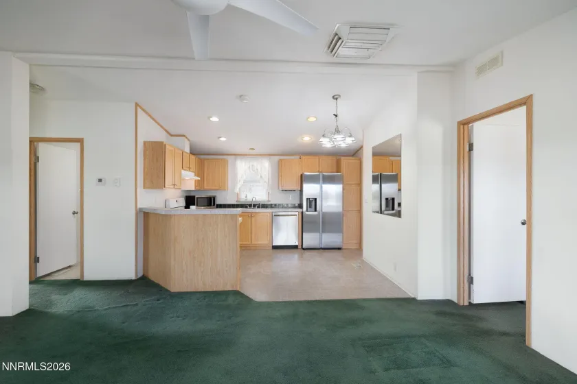 4 Mobil, Yerington, Nevada 89447, 2 Bedrooms Bedrooms, ,2 BathroomsBathrooms,Residential,Residential,Mobil,260001004