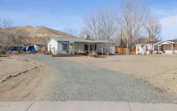4 Mobil, Yerington, Nevada 89447, 2 Bedrooms Bedrooms, ,2 BathroomsBathrooms,Residential,Residential,Mobil,260001004