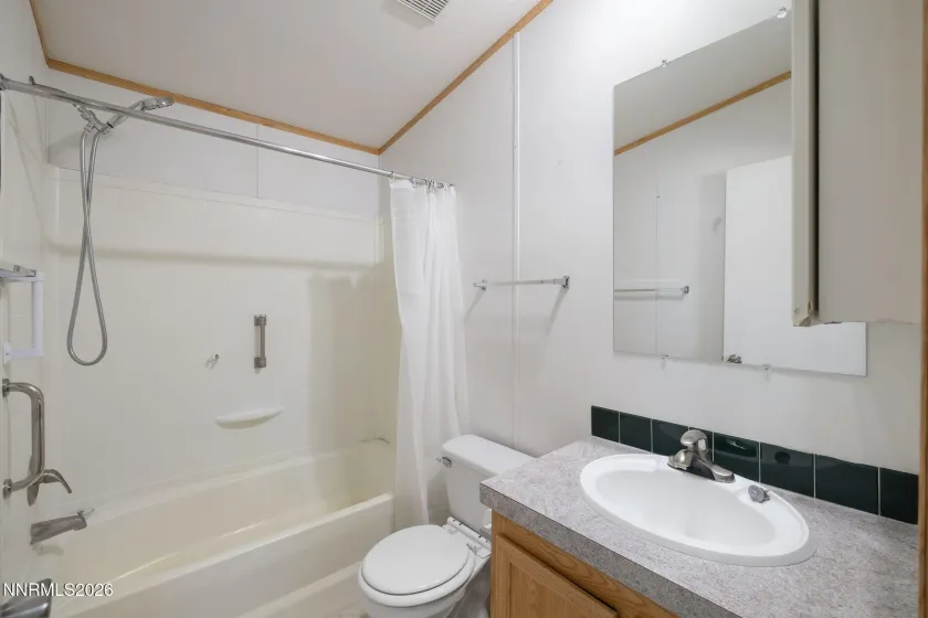 4 Mobil, Yerington, Nevada 89447, 2 Bedrooms Bedrooms, ,2 BathroomsBathrooms,Residential,Residential,Mobil,260001004