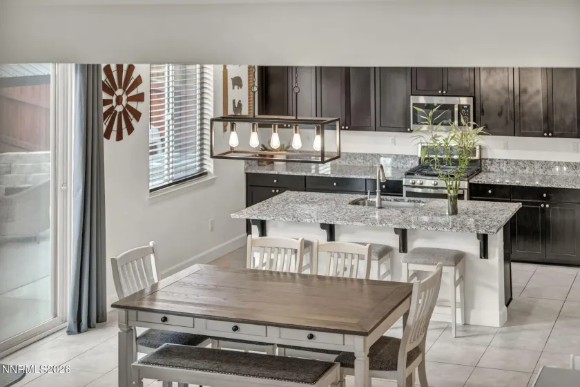 6185 Red Stable, Sparks, Nevada 89436, 4 Bedrooms Bedrooms, ,4 BathroomsBathrooms,Residential,Residential,Red Stable,260001008