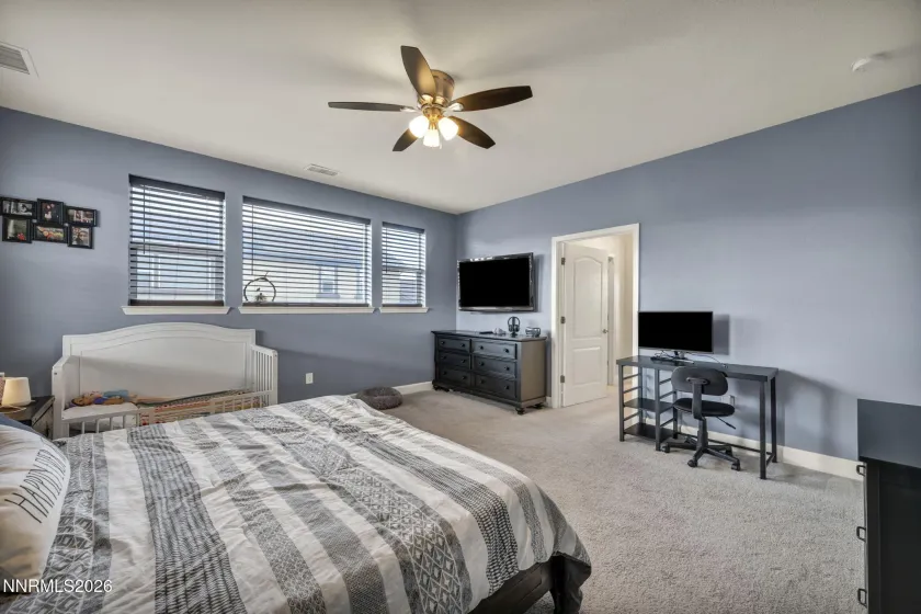 6185 Red Stable, Sparks, Nevada 89436, 4 Bedrooms Bedrooms, ,4 BathroomsBathrooms,Residential,Residential,Red Stable,260001008