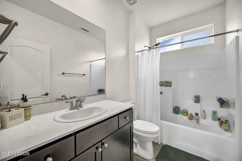 6185 Red Stable, Sparks, Nevada 89436, 4 Bedrooms Bedrooms, ,4 BathroomsBathrooms,Residential,Residential,Red Stable,260001008