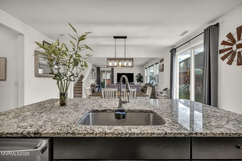 6185 Red Stable, Sparks, Nevada 89436, 4 Bedrooms Bedrooms, ,4 BathroomsBathrooms,Residential,Residential,Red Stable,260001008