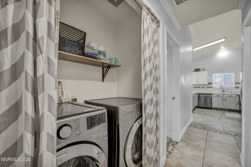 17527 Sunstone, Reno, Nevada 89508, 3 Bedrooms Bedrooms, ,2 BathroomsBathrooms,Residential,Residential,Sunstone,260001013