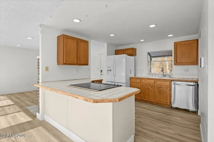 3653 Peregrine, Reno, Nevada 89508, 3 Bedrooms Bedrooms, ,2 BathroomsBathrooms,Residential,Residential,Peregrine,260001018