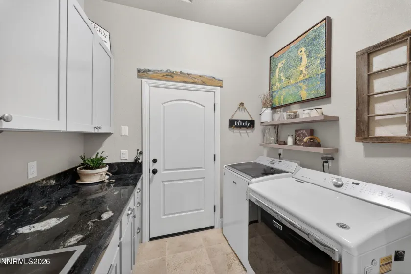 7290 Island Queen, Sparks, Nevada 89436, 3 Bedrooms Bedrooms, ,3 BathroomsBathrooms,Residential,Residential,Island Queen,260001017