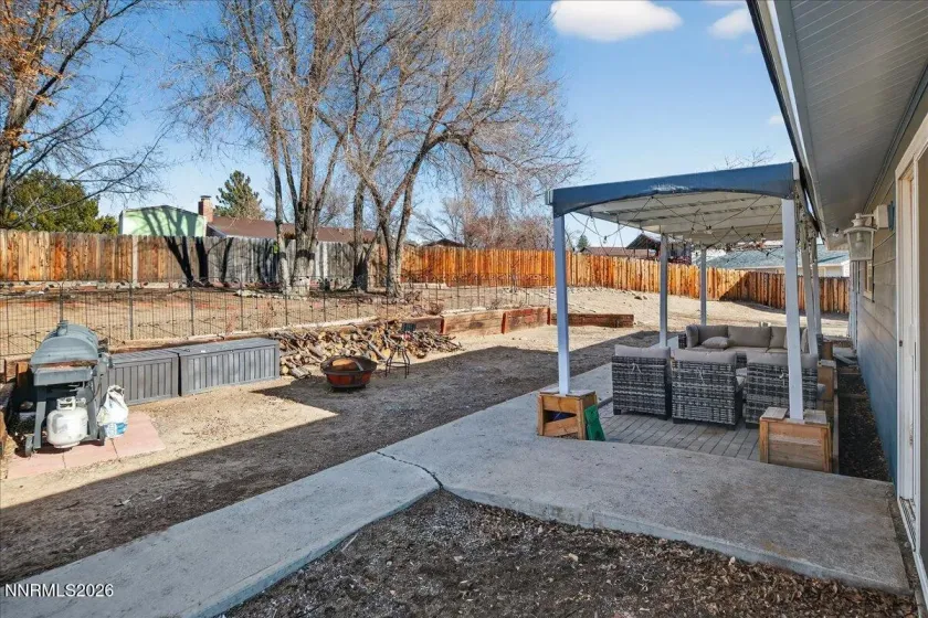 1777 Howard, Sparks, Nevada 89434, 4 Bedrooms Bedrooms, ,2 BathroomsBathrooms,Residential,Residential,Howard,260001025