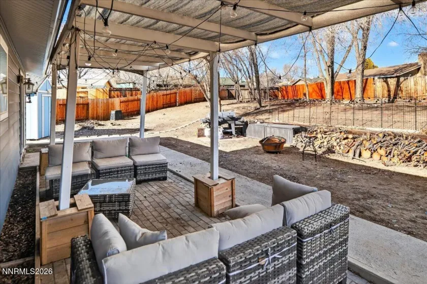 1777 Howard, Sparks, Nevada 89434, 4 Bedrooms Bedrooms, ,2 BathroomsBathrooms,Residential,Residential,Howard,260001025