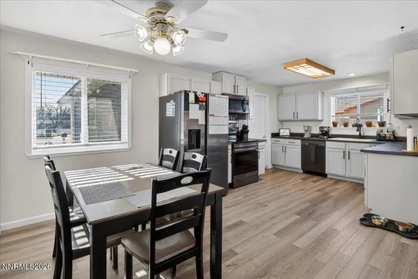 1777 Howard, Sparks, Nevada 89434, 4 Bedrooms Bedrooms, ,2 BathroomsBathrooms,Residential,Residential,Howard,260001025