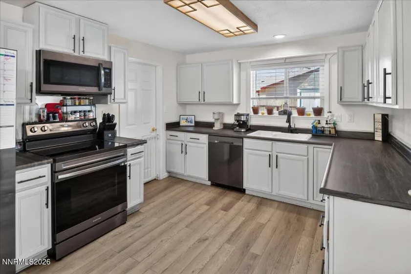 1777 Howard, Sparks, Nevada 89434, 4 Bedrooms Bedrooms, ,2 BathroomsBathrooms,Residential,Residential,Howard,260001025