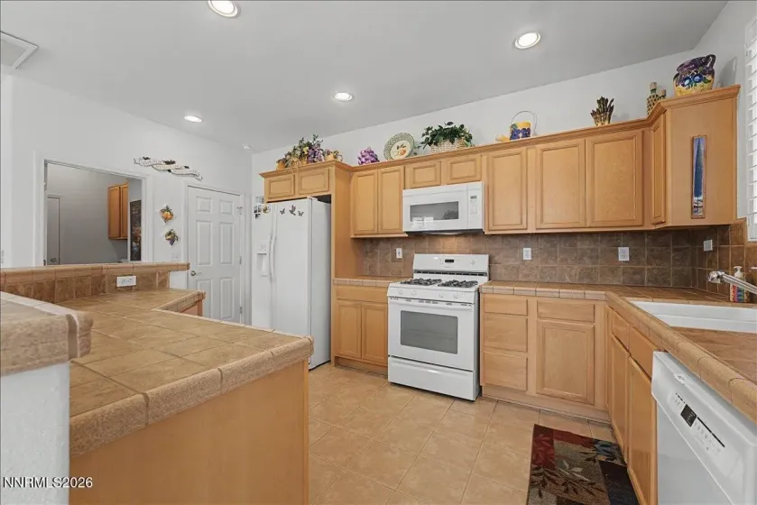 1760 Cosenza, Sparks, Nevada 89434, 2 Bedrooms Bedrooms, ,2 BathroomsBathrooms,Residential,Residential,Cosenza,260001023