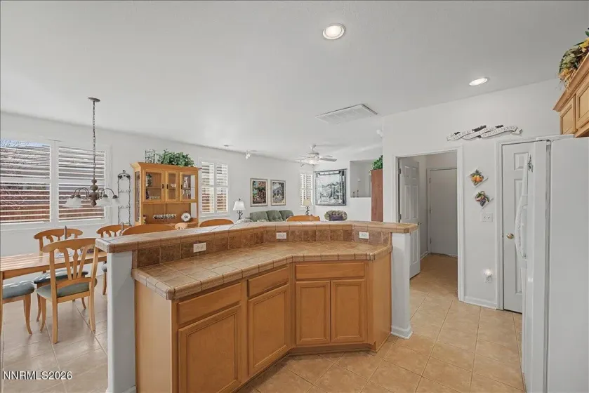 1760 Cosenza, Sparks, Nevada 89434, 2 Bedrooms Bedrooms, ,2 BathroomsBathrooms,Residential,Residential,Cosenza,260001023