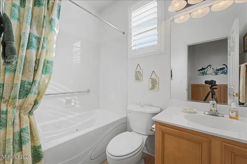 1760 Cosenza, Sparks, Nevada 89434, 2 Bedrooms Bedrooms, ,2 BathroomsBathrooms,Residential,Residential,Cosenza,260001023