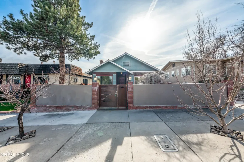 596 California, Reno, Nevada 89509, ,Residential Income,Residential,California,260001026