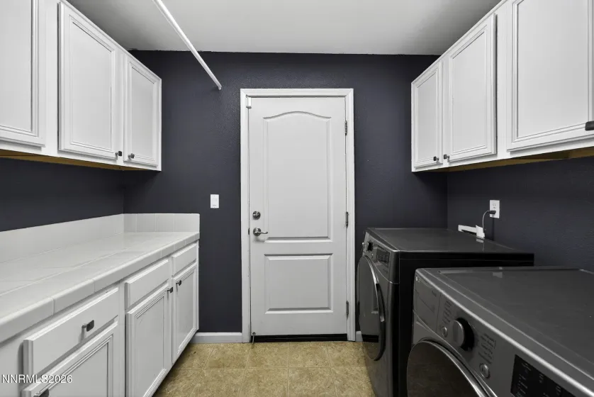 3706 Lepus, Sparks, Nevada 89436, 5 Bedrooms Bedrooms, ,3 BathroomsBathrooms,Residential,Residential,Lepus,260001032