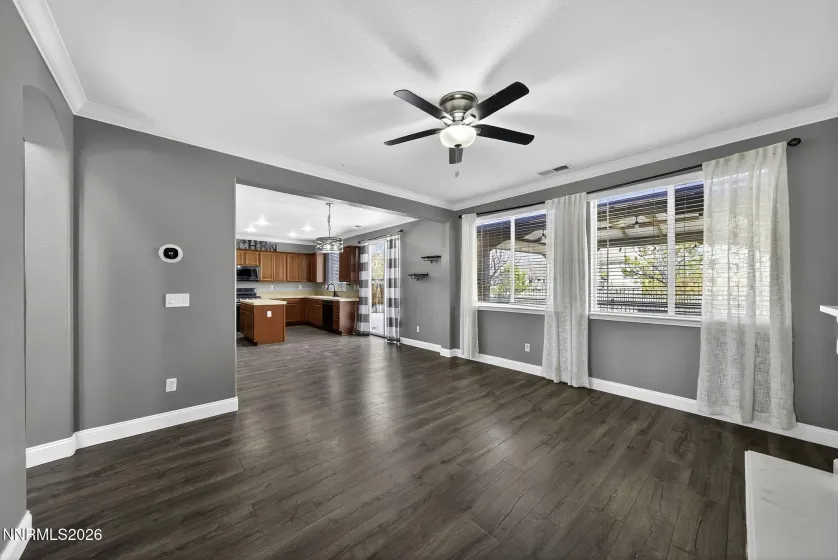 3706 Lepus, Sparks, Nevada 89436, 5 Bedrooms Bedrooms, ,3 BathroomsBathrooms,Residential,Residential,Lepus,260001032