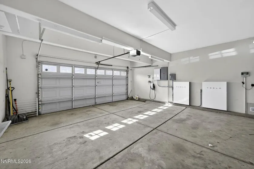 3706 Lepus, Sparks, Nevada 89436, 5 Bedrooms Bedrooms, ,3 BathroomsBathrooms,Residential,Residential,Lepus,260001032