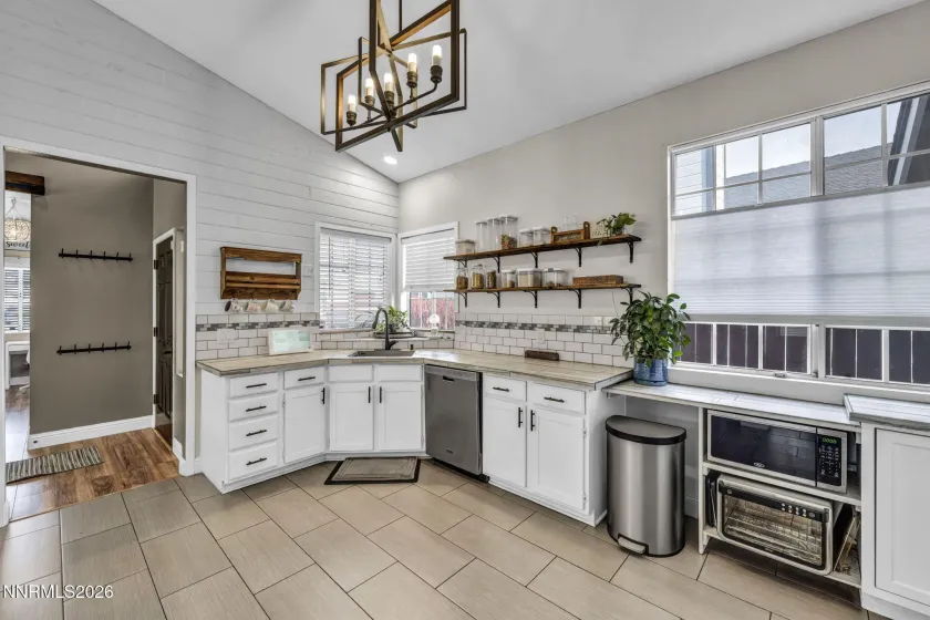 1768 Blue Spruce, Minden, Nevada 89423, 3 Bedrooms Bedrooms, ,2 BathroomsBathrooms,Residential,Residential,Blue Spruce,260001037