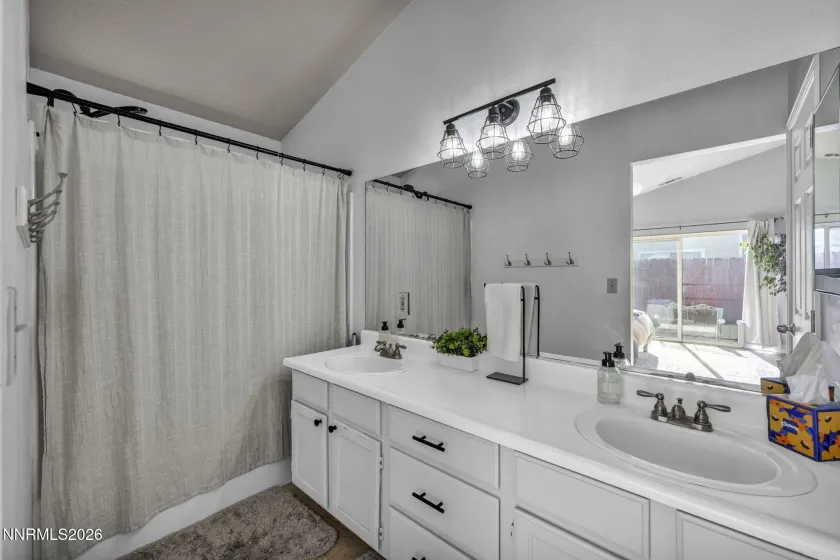 1768 Blue Spruce, Minden, Nevada 89423, 3 Bedrooms Bedrooms, ,2 BathroomsBathrooms,Residential,Residential,Blue Spruce,260001037