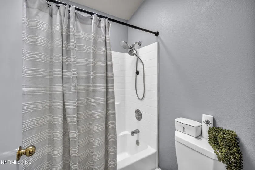 1768 Blue Spruce, Minden, Nevada 89423, 3 Bedrooms Bedrooms, ,2 BathroomsBathrooms,Residential,Residential,Blue Spruce,260001037