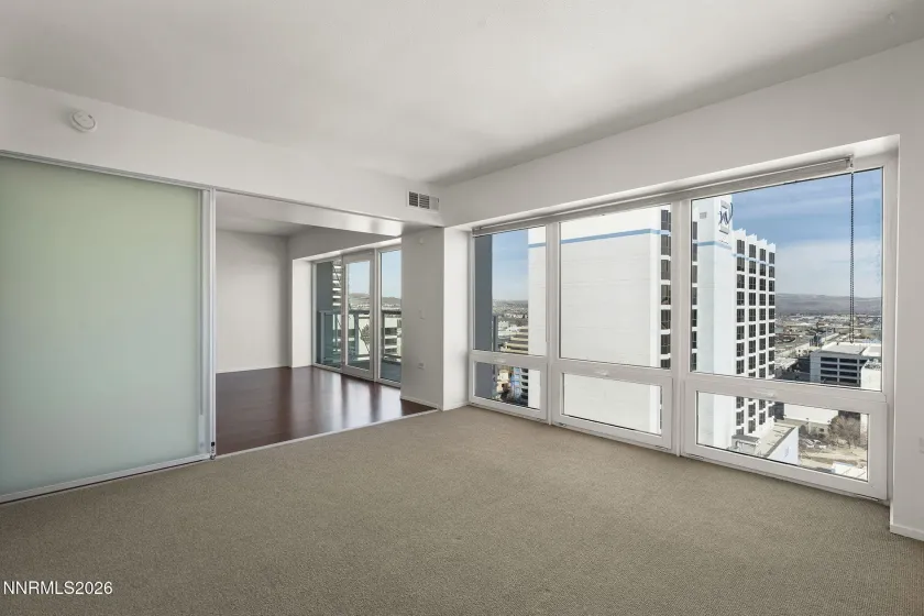 255 Sierra, Reno, Nevada 89501, 1 Bedroom Bedrooms, ,1 BathroomBathrooms,Residential,Residential,Sierra,260001021