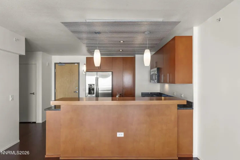 255 Sierra, Reno, Nevada 89501, 1 Bedroom Bedrooms, ,1 BathroomBathrooms,Residential,Residential,Sierra,260001021