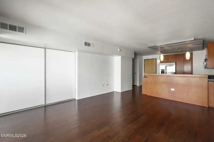 255 Sierra, Reno, Nevada 89501, 1 Bedroom Bedrooms, ,1 BathroomBathrooms,Residential,Residential,Sierra,260001021