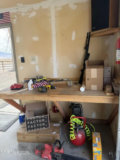 1199 Manley, Round Mountain, Nevada 89045, 3 Bedrooms Bedrooms, ,2 BathroomsBathrooms,Residential,Residential,Manley,260001041