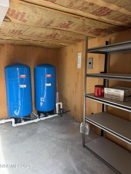 1199 Manley, Round Mountain, Nevada 89045, 3 Bedrooms Bedrooms, ,2 BathroomsBathrooms,Residential,Residential,Manley,260001041