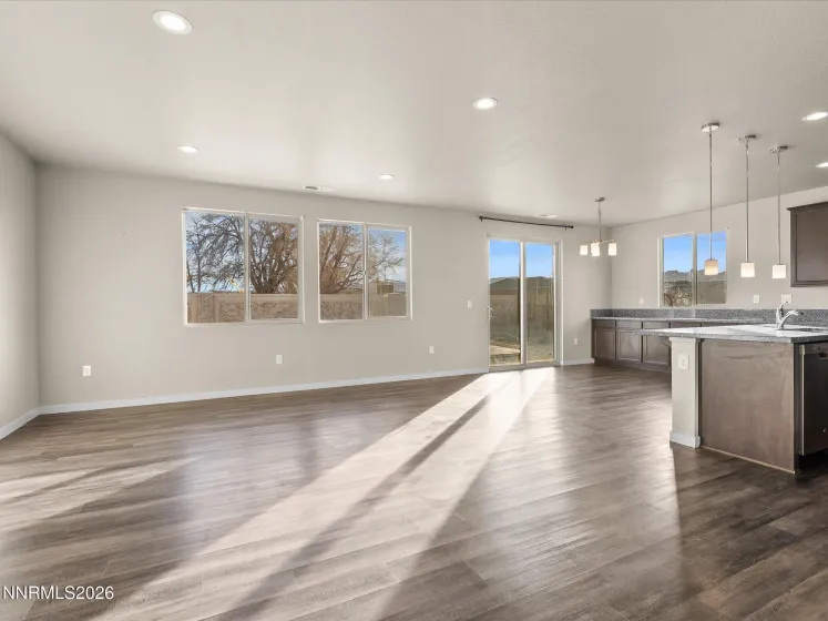 169 Pelican, Fernley, Nevada 89408, 3 Bedrooms Bedrooms, ,2 BathroomsBathrooms,Residential,Residential,Pelican,260001043