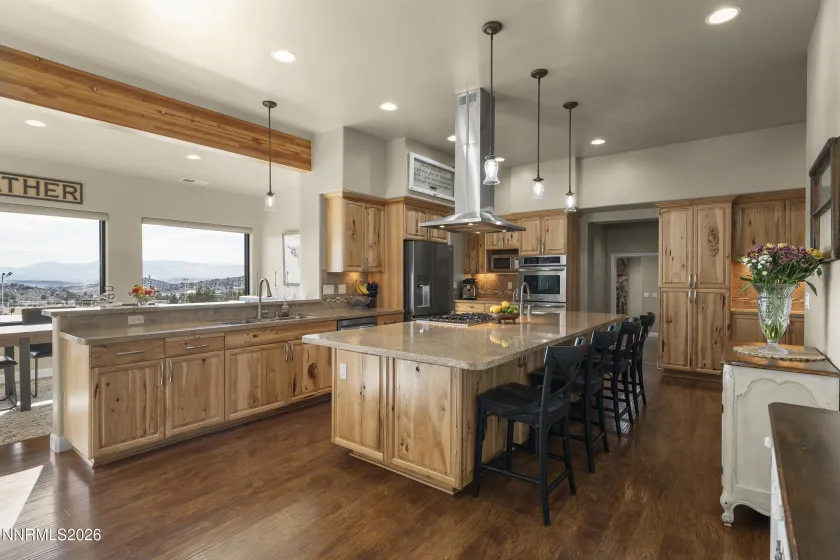 730 Encanto, Sparks, Nevada 89441, 4 Bedrooms Bedrooms, ,4 BathroomsBathrooms,Residential,Residential,Encanto,260001049