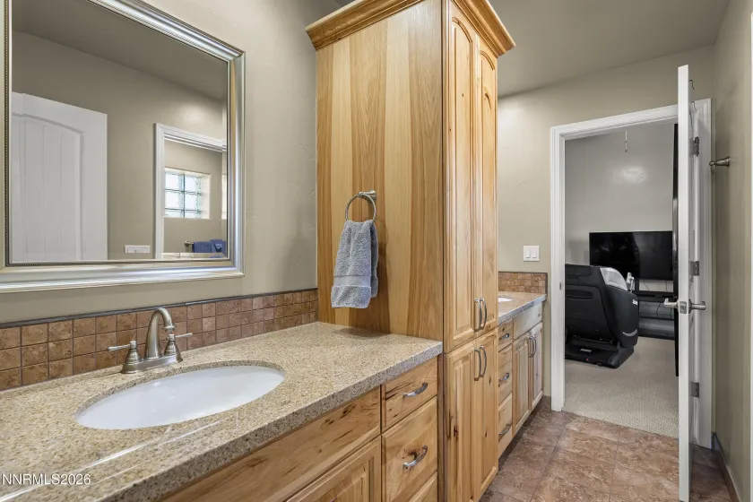 730 Encanto, Sparks, Nevada 89441, 4 Bedrooms Bedrooms, ,4 BathroomsBathrooms,Residential,Residential,Encanto,260001049