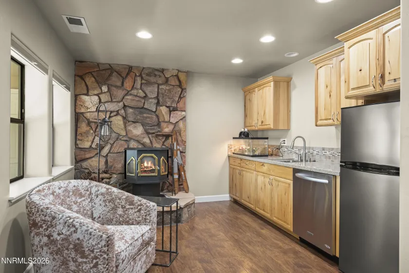 730 Encanto, Sparks, Nevada 89441, 4 Bedrooms Bedrooms, ,4 BathroomsBathrooms,Residential,Residential,Encanto,260001049