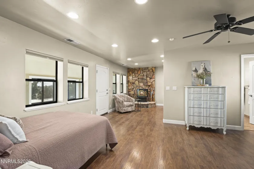 730 Encanto, Sparks, Nevada 89441, 4 Bedrooms Bedrooms, ,4 BathroomsBathrooms,Residential,Residential,Encanto,260001049