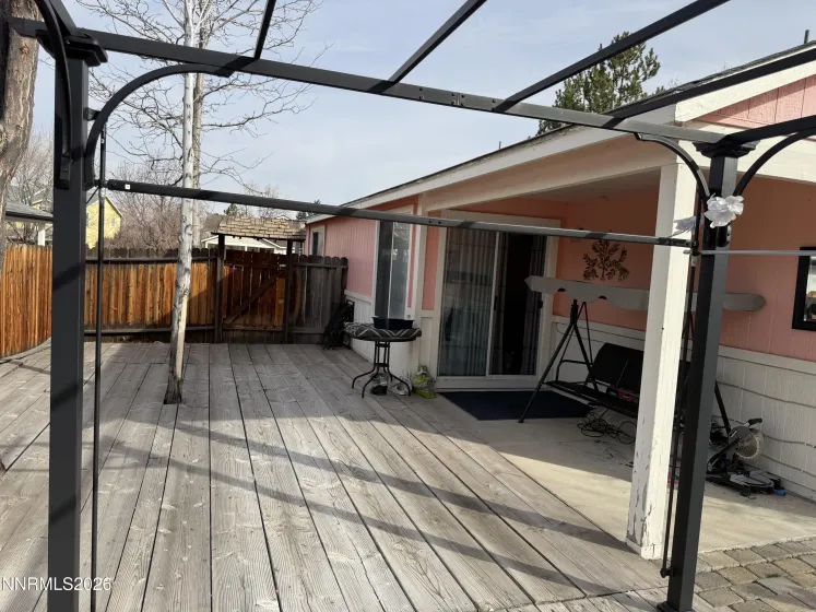 1585 Mescalero, Reno, Nevada 89523, 3 Bedrooms Bedrooms, ,2 BathroomsBathrooms,Residential,Residential,Mescalero,260001054