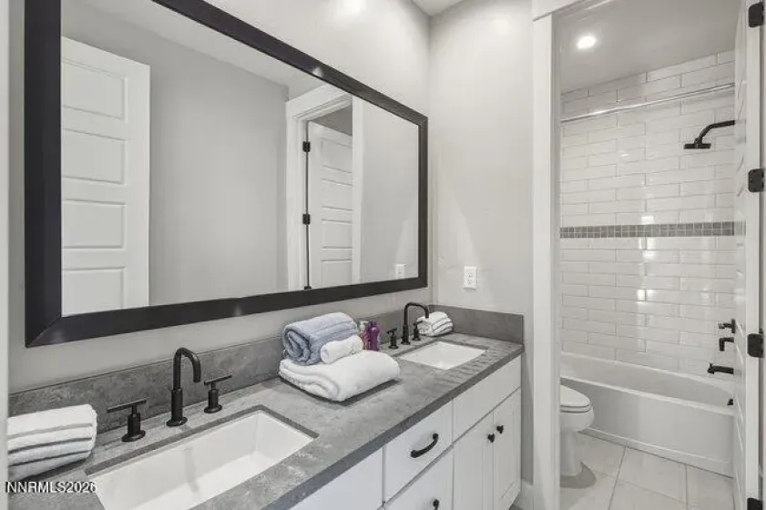 5535 Dapplegray, Reno, Nevada 89511, 4 Bedrooms Bedrooms, ,4 BathroomsBathrooms,Residential,Residential,Dapplegray,260001053