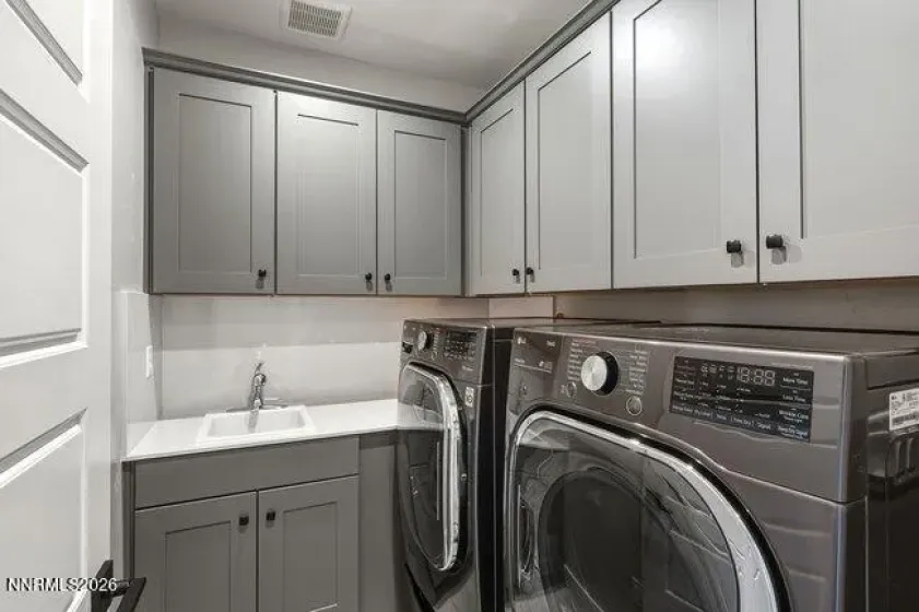 5535 Dapplegray, Reno, Nevada 89511, 4 Bedrooms Bedrooms, ,4 BathroomsBathrooms,Residential,Residential,Dapplegray,260001053