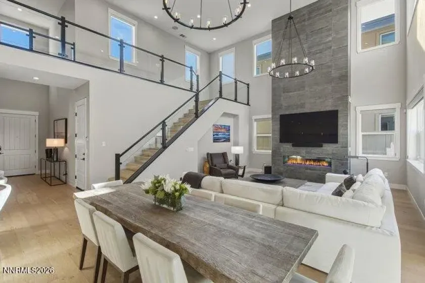 5535 Dapplegray, Reno, Nevada 89511, 4 Bedrooms Bedrooms, ,4 BathroomsBathrooms,Residential,Residential,Dapplegray,260001053