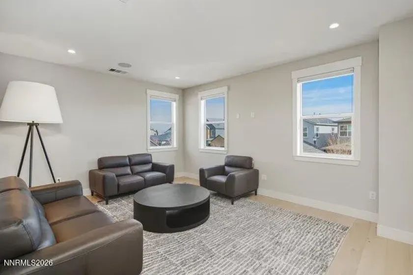 5535 Dapplegray, Reno, Nevada 89511, 4 Bedrooms Bedrooms, ,4 BathroomsBathrooms,Residential,Residential,Dapplegray,260001053