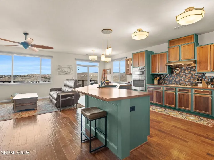 4430 Dancing Moon, Sparks, Nevada 89436, 5 Bedrooms Bedrooms, ,3 BathroomsBathrooms,Residential,Residential,Dancing Moon,260001055