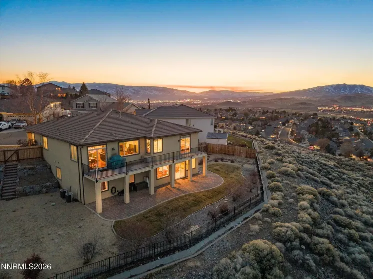 4430 Dancing Moon, Sparks, Nevada 89436, 5 Bedrooms Bedrooms, ,3 BathroomsBathrooms,Residential,Residential,Dancing Moon,260001055