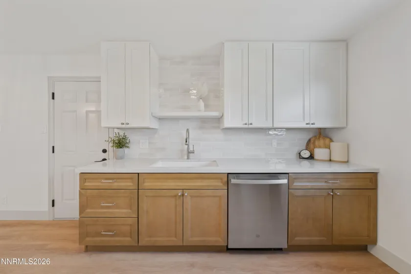 3320 Heights, Reno, Nevada 89503, 3 Bedrooms Bedrooms, ,2 BathroomsBathrooms,Residential,Residential,Heights,260001056